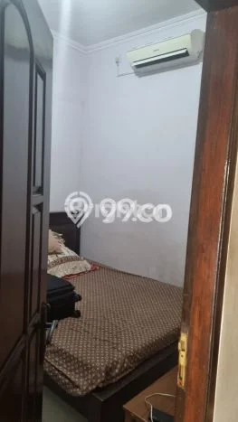Jual Rumah Bagus Siap Huni LB 160m2 di Banyumanik, Semarang Jual Rumah Bagus Siap Huni LB 160m2 di Banyumanik, Semarang