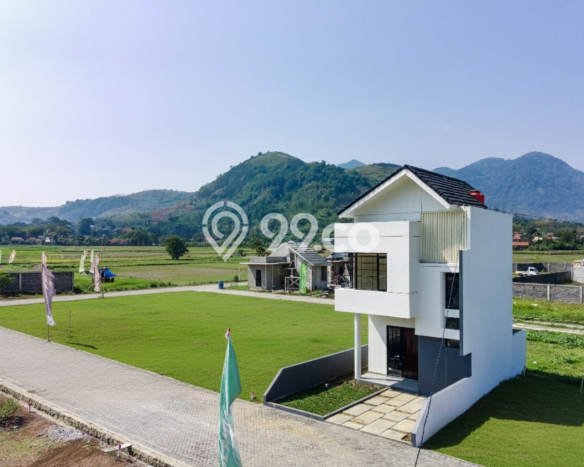 Rumah Sederhana Dijual di Nagreg 2 Kamar dengan Luas Tanah 72m2 Rumah Sederhana Dijual di Nagreg 2 Kamar dengan Luas Tanah 72m2