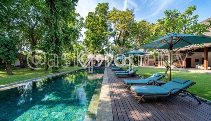 Dijual Segera! Vila Kawasan , Area 2275m2m², Kawasan Prospektif dengan nilai naik Dijual Segera! Vila Kawasan , Area 2275m2m², Kawasan Prospektif dengan nilai naik