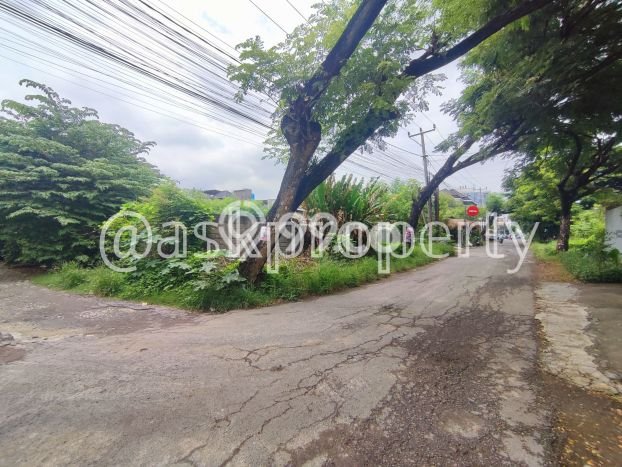 For Rent Tanah Kawasan Kerobokan Kelod, Luas 1000m², Akses Bagus, Area Strategis For Rent Tanah Kawasan Kerobokan Kelod, Luas 1000m², Akses Bagus, Area Strategis