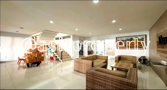 Hunian Eksklusif Dijual LT 120m2 di Denpasar Barat, Denpasar Hunian Eksklusif Dijual LT 120m2 di Denpasar Barat, Denpasar