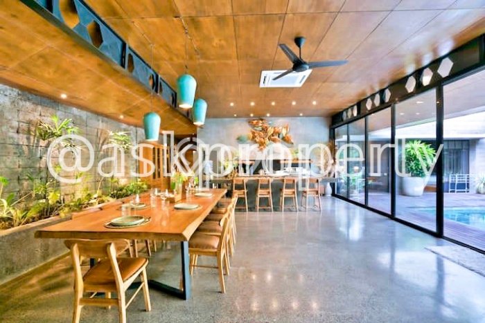 DIJUAL! Vila di , Area 400m2m², Posisi Premium DIJUAL! Vila di , Area 400m2m², Posisi Premium