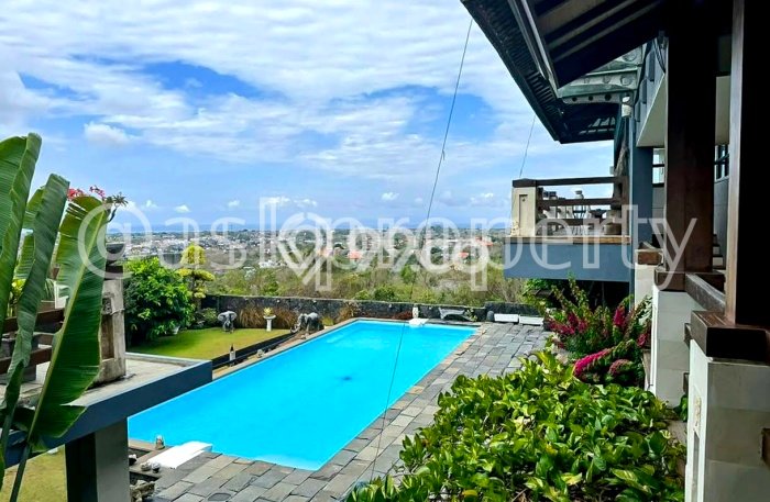 LOKASI TERBAIK! Vila di Goa Gong, Luas 1300m2m², Lingkungan Tenang dan nyaman LOKASI TERBAIK! Vila di Goa Gong, Luas 1300m2m², Lingkungan Tenang dan nyaman