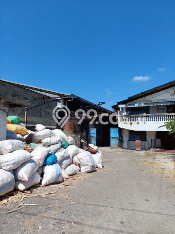 Area Ramai! Gudang Dijual di Kenjeran untuk Bisnis Luas Bangunan 1500m2 Area Ramai! Gudang Dijual di Kenjeran untuk Bisnis Luas Bangunan 1500m2