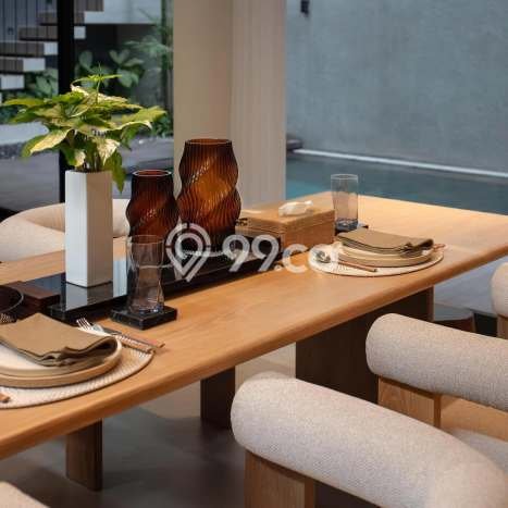 Vila di , Dimensi 287m2m², Akses ke berbagai fasilitas umum Vila di , Dimensi 287m2m², Akses ke berbagai fasilitas umum