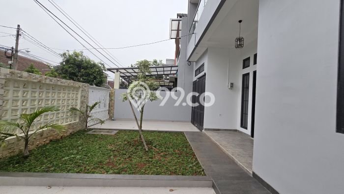 Rumah Elit Modern Siap Huni di BSD Griya Loka Tangerang Rumah Elit Modern Siap Huni di BSD Griya Loka Tangerang