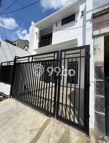 Rumah Minimalis 3 KT di BSD Kencana Loka Tangerang Semi Furnished Rumah Minimalis 3 KT di BSD Kencana Loka Tangerang Semi Furnished