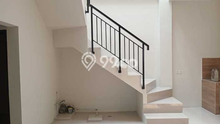 Rumah Luas Asri 4 KT Siap Huni di Serpong Villa Melati Mas Tangerang Selatan Rumah Luas Asri 4 KT Siap Huni di Serpong Villa Melati Mas Tangerang Selatan