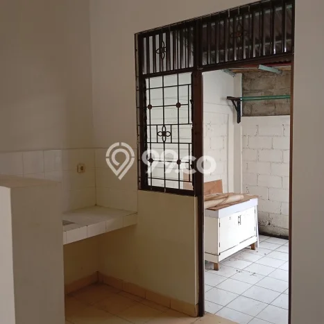 Rumah sewa siap huni 2 KT di BSD Nusaloka, Tangerang Rumah sewa siap huni 2 KT di BSD Nusaloka, Tangerang