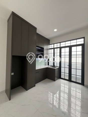 Rumah Minimalis 3 KT di BSD Kencana Loka Tangerang Semi Furnished Rumah Minimalis 3 KT di BSD Kencana Loka Tangerang Semi Furnished