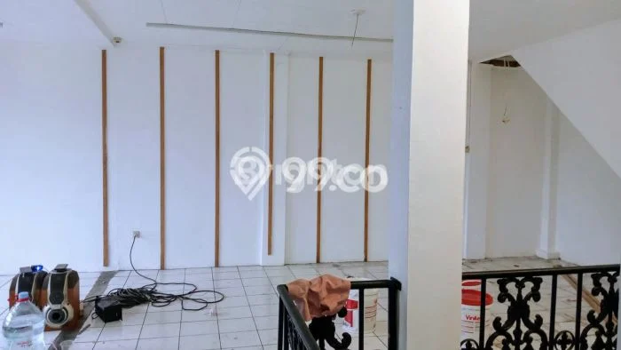 For Rent Ruko di , Luas 240m2m², Area Berkembang For Rent Ruko di , Luas 240m2m², Area Berkembang