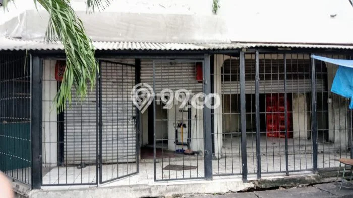 For Rent Ruko di , Luas 240m2m², Area Berkembang For Rent Ruko di , Luas 240m2m², Area Berkembang
