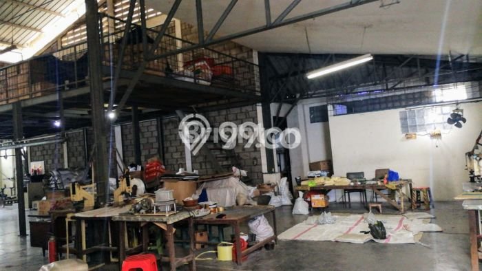 Pabrik Strategis di , Luas 1352m2m², Lokasi Komersial, Dekat Jakarta Barat, Jakarta Barat Pabrik Strategis di , Luas 1352m2m², Lokasi Komersial, Dekat Jakarta Barat, Jakarta Barat