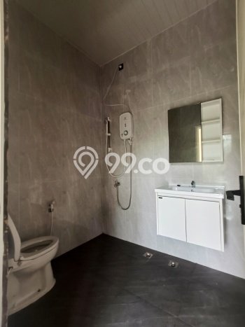 Rumah Modern 3 KT di BSD Green Wich Tangerang Semi Furnished Rumah Modern 3 KT di BSD Green Wich Tangerang Semi Furnished