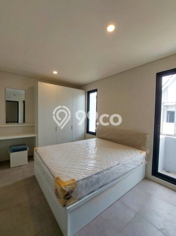 Dijual Hunian Rumah Terawat 2 KT di BSD, Tangerang Dijual Hunian Rumah Terawat 2 KT di BSD, Tangerang