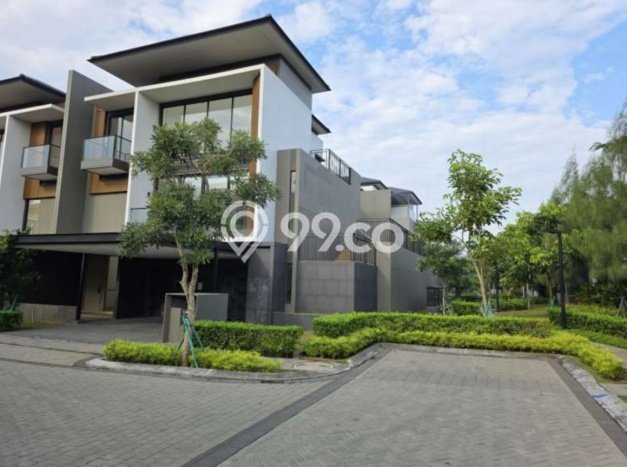Jual Rumah Luas Megah Dengan View Eksklusif di BSD, Tangerang Jual Rumah Luas Megah Dengan View Eksklusif di BSD, Tangerang
