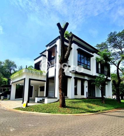 Rumah Elit Modern Siap Huni di BSD Foresta Tangerang Rumah Elit Modern Siap Huni di BSD Foresta Tangerang