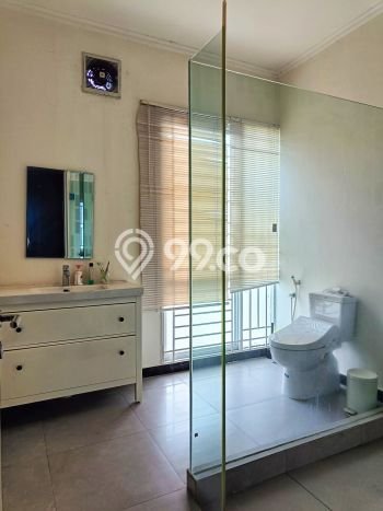 Rumah Elit Modern Tanpa Renovasi di BSD The Icon Tangerang Rumah Elit Modern Tanpa Renovasi di BSD The Icon Tangerang