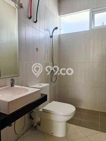 Rumah sewa siap pakai 3 Kamar Tidur di BSD Eminent, Tangerang Rumah sewa siap pakai 3 Kamar Tidur di BSD Eminent, Tangerang