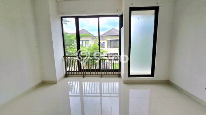 For Sale! Premium House LT 160m2 Desain Modern di BSD Eminent For Sale! Premium House LT 160m2 Desain Modern di BSD Eminent