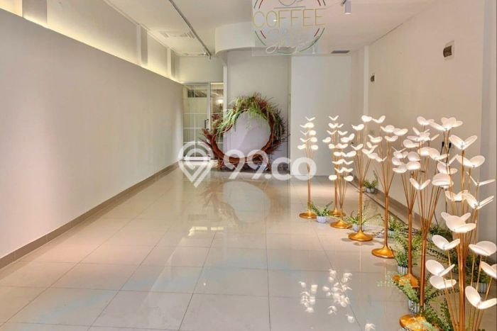 Ruko Bagus Dijual LB 243m2 Lokasi Strategis Tangerang Selatan Area Cocok untuk Bisnis Ruko Bagus Dijual LB 243m2 Lokasi Strategis Tangerang Selatan Area Cocok untuk Bisnis