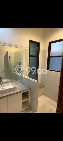 Jarang Ada! Rumah Kontrakan 4 Kamar Bagus Siap Huni Kemang Jarang Ada! Rumah Kontrakan 4 Kamar Bagus Siap Huni Kemang