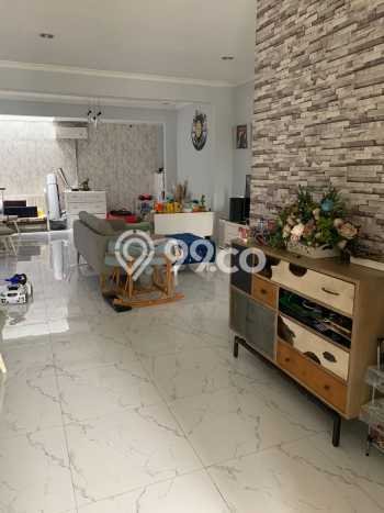 Jual Rumah Mewah Megah Dengan View Eksklusif di Gading Serpong, Tangerang Jual Rumah Mewah Megah Dengan View Eksklusif di Gading Serpong, Tangerang