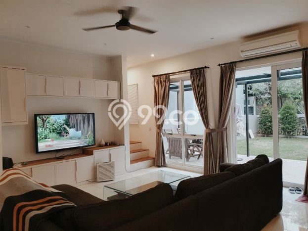 Rumah Luxury Modern Tanpa Renovasi di BSD Foresta Tangerang Rumah Luxury Modern Tanpa Renovasi di BSD Foresta Tangerang