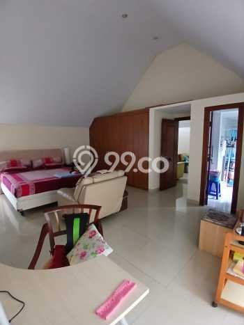 For Sale! Luxury House LT 323m2 Desain Modern di BSD For Sale! Luxury House LT 323m2 Desain Modern di BSD