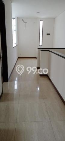 Rumah Elit LB 242m2 Siap Pakai Desain Elegan di BSD, Tangerang Rumah Elit LB 242m2 Siap Pakai Desain Elegan di BSD, Tangerang