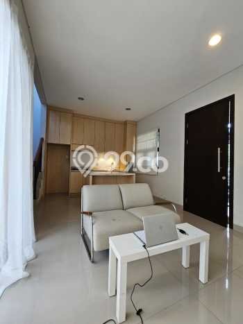 Rumah Luas Asri 2 KT Siap Pakai di BSD Tangerang Rumah Luas Asri 2 KT Siap Pakai di BSD Tangerang
