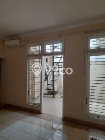 Rumah Disewakan Tangerang LT 128m2 LB 108m2 Kawasan Gading Serpong Rumah Disewakan Tangerang LT 128m2 LB 108m2 Kawasan Gading Serpong