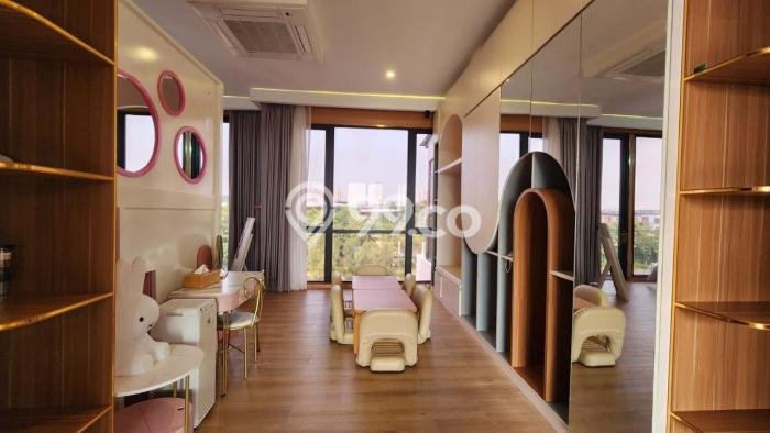 Ready to Use! Luxury House LT 665m2 Desain Elegan di BSD Ready to Use! Luxury House LT 665m2 Desain Elegan di BSD