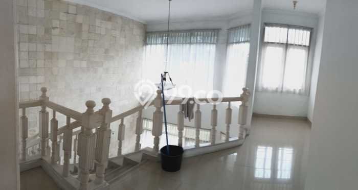 Dijual Rumah Mewah Megah Dengan View Eksklusif di Lippo Karawaci, Tangerang Dijual Rumah Mewah Megah Dengan View Eksklusif di Lippo Karawaci, Tangerang