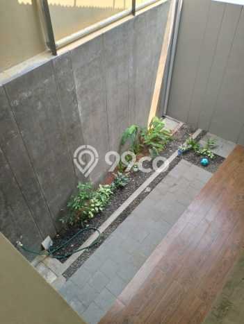 Rumah Elit Modern Siap Huni di BSD Tangerang Rumah Elit Modern Siap Huni di BSD Tangerang