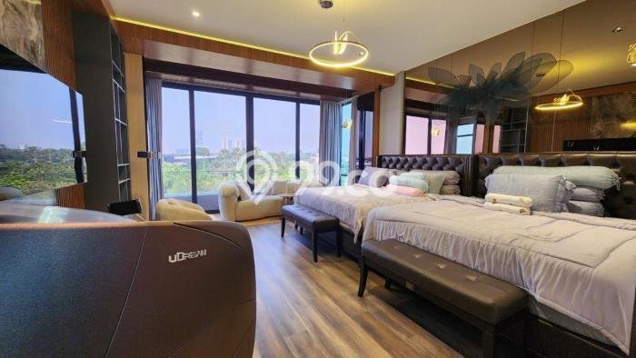 Ready to Use! Luxury House LT 665m2 Desain Elegan di BSD Ready to Use! Luxury House LT 665m2 Desain Elegan di BSD