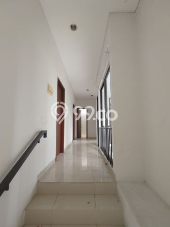 Jual Rumah Luas Elegan Dengan View Cantik di BSD, Tangerang Jual Rumah Luas Elegan Dengan View Cantik di BSD, Tangerang