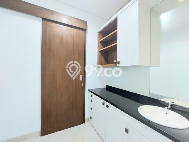 Rumah Luxury Modern Tanpa Renovasi di BSD Tangerang Rumah Luxury Modern Tanpa Renovasi di BSD Tangerang