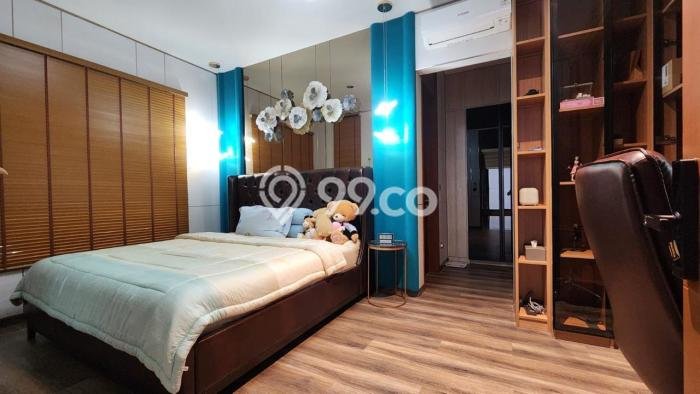 Ready to Use! Luxury House LT 665m2 Desain Elegan di BSD Ready to Use! Luxury House LT 665m2 Desain Elegan di BSD