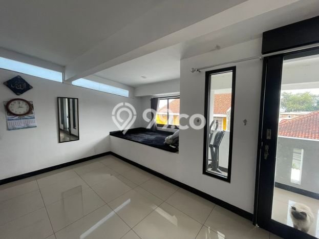 Dijual Rumah Eksklusif 4 KT di Cipedes, Bandung Dijual Rumah Eksklusif 4 KT di Cipedes, Bandung