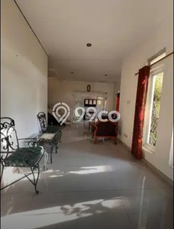 Disewakan! Rumah 5 Kamar Tidur &
3 Kamar Mandi di Sumurbandung, Bandung Disewakan! Rumah 5 Kamar Tidur &
3 Kamar Mandi di Sumurbandung, Bandung