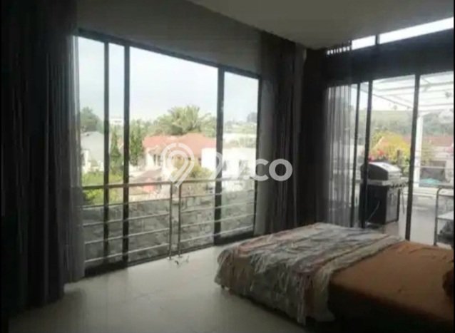 Investasi Menjanjikan 4 Kamar Tidur Lokasi Prestisius di Jantung Kota , Bandung Investasi Menjanjikan 4 Kamar Tidur Lokasi Prestisius di Jantung Kota , Bandung