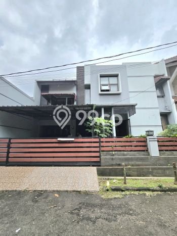 For Sale Hunian Rumah Terawat 4 KT di Bintaro, Tangerang Selatan For Sale Hunian Rumah Terawat 4 KT di Bintaro, Tangerang Selatan