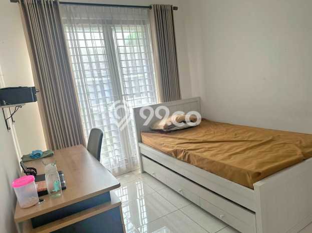 Hunian Mewah LB 130m2 Siap Pakai Desain Elegan di Bintaro, Tangerang Selatan Hunian Mewah LB 130m2 Siap Pakai Desain Elegan di Bintaro, Tangerang Selatan