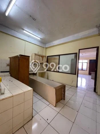 Ruko Dijual di Prime Area Jakarta Selatan Luas 480m2 Ruko Dijual di Prime Area Jakarta Selatan Luas 480m2