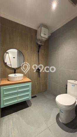 Rumah Siap Pakai area , Tangerang Selatan, Luas 142m2m² Bangunan 180m2m² Rumah Siap Pakai area , Tangerang Selatan, Luas 142m2m² Bangunan 180m2m²