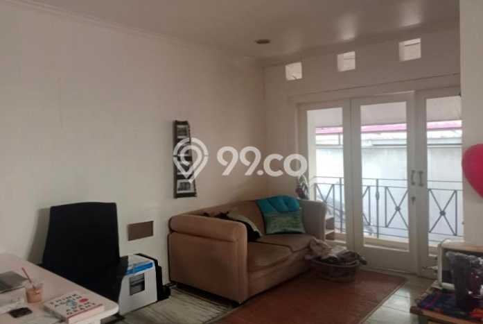 Hunian Mewah Dijual LT 240m2 di Cinere, Depok Hunian Mewah Dijual LT 240m2 di Cinere, Depok