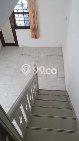 Hunian Nyaman Asri 5 KT Siap Huni di Bintaro Tangerang Selatan Hunian Nyaman Asri 5 KT Siap Huni di Bintaro Tangerang Selatan