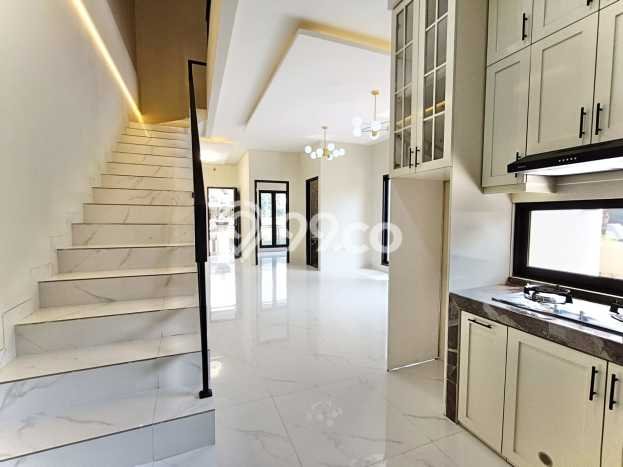 Ready to Use! Premium House LT 145m2 Desain Modern di Villa Melati Mas Ready to Use! Premium House LT 145m2 Desain Modern di Villa Melati Mas