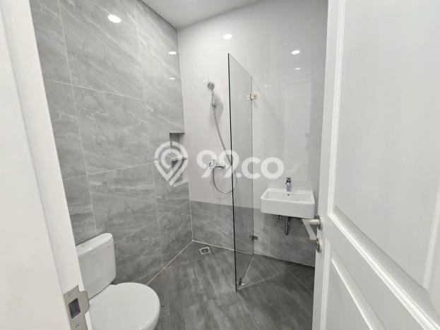 Rumah Elit LB 180m2 Siap Pakai Desain Elegan di Bintaro, Tangerang Selatan Rumah Elit LB 180m2 Siap Pakai Desain Elegan di Bintaro, Tangerang Selatan